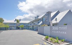 306 Motel Apartments